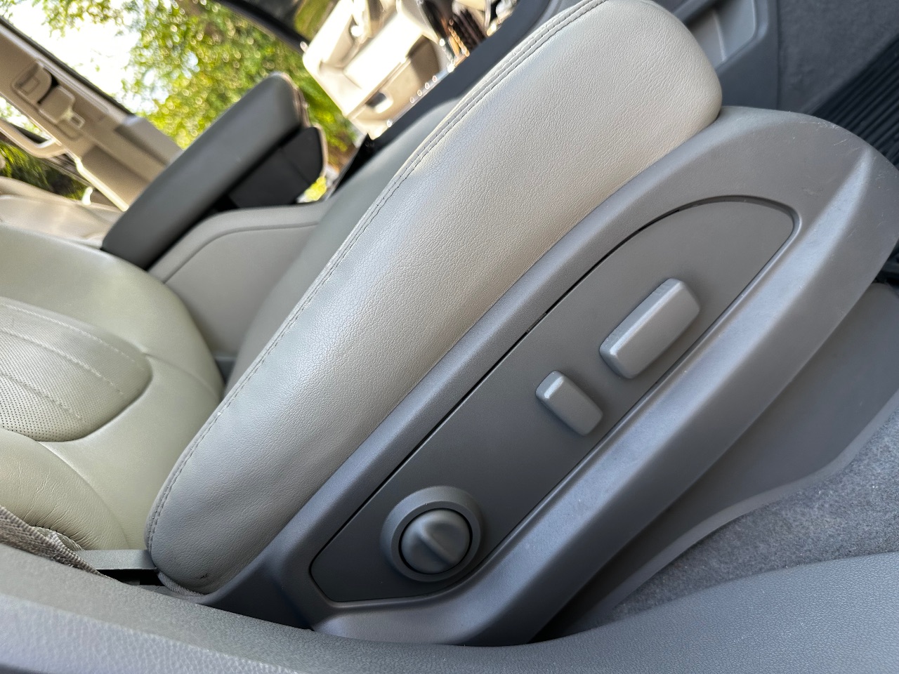 GMC Acadia - фото 14