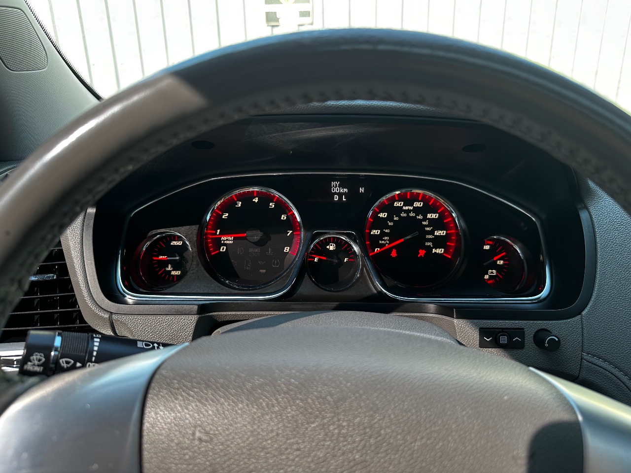 GMC Acadia - фото 10