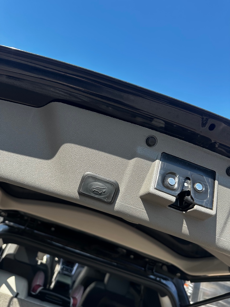 GMC Acadia - фото 17