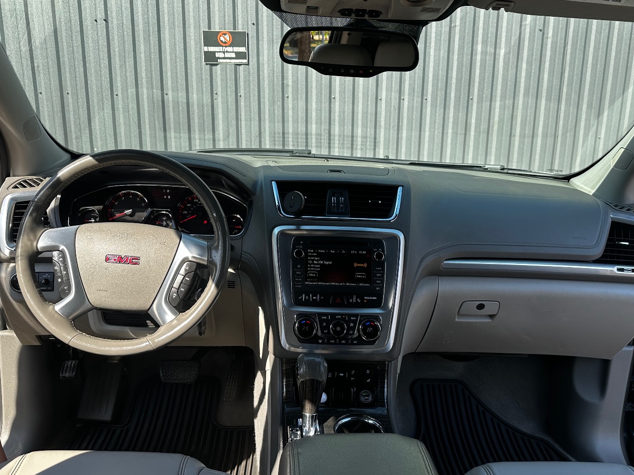 GMC Acadia - фото 20