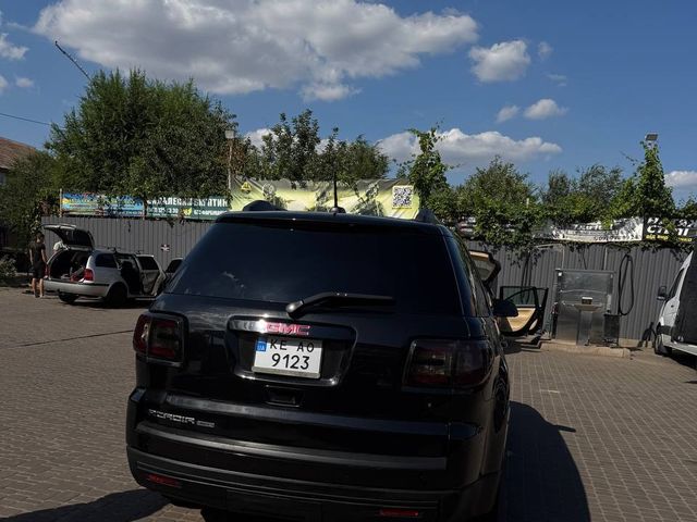 GMC Acadia - зображення 3