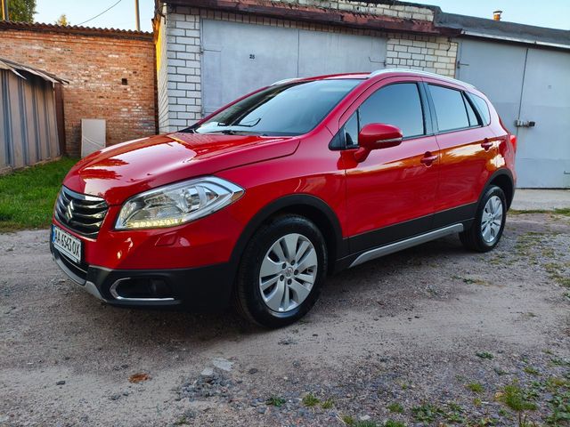 Suzuki SX4 - фото 1