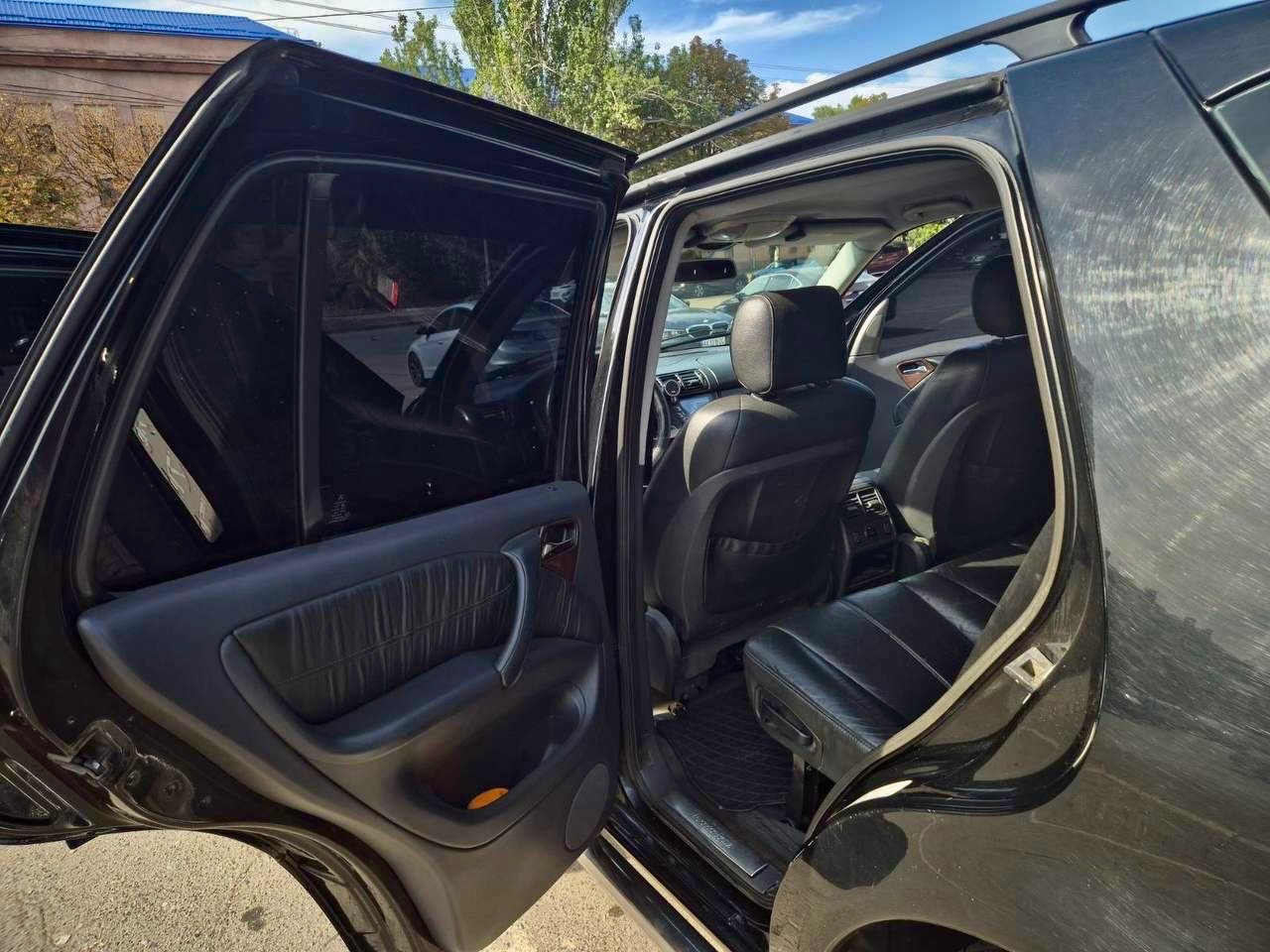 Mercedes-Benz M-Класс - фото 12