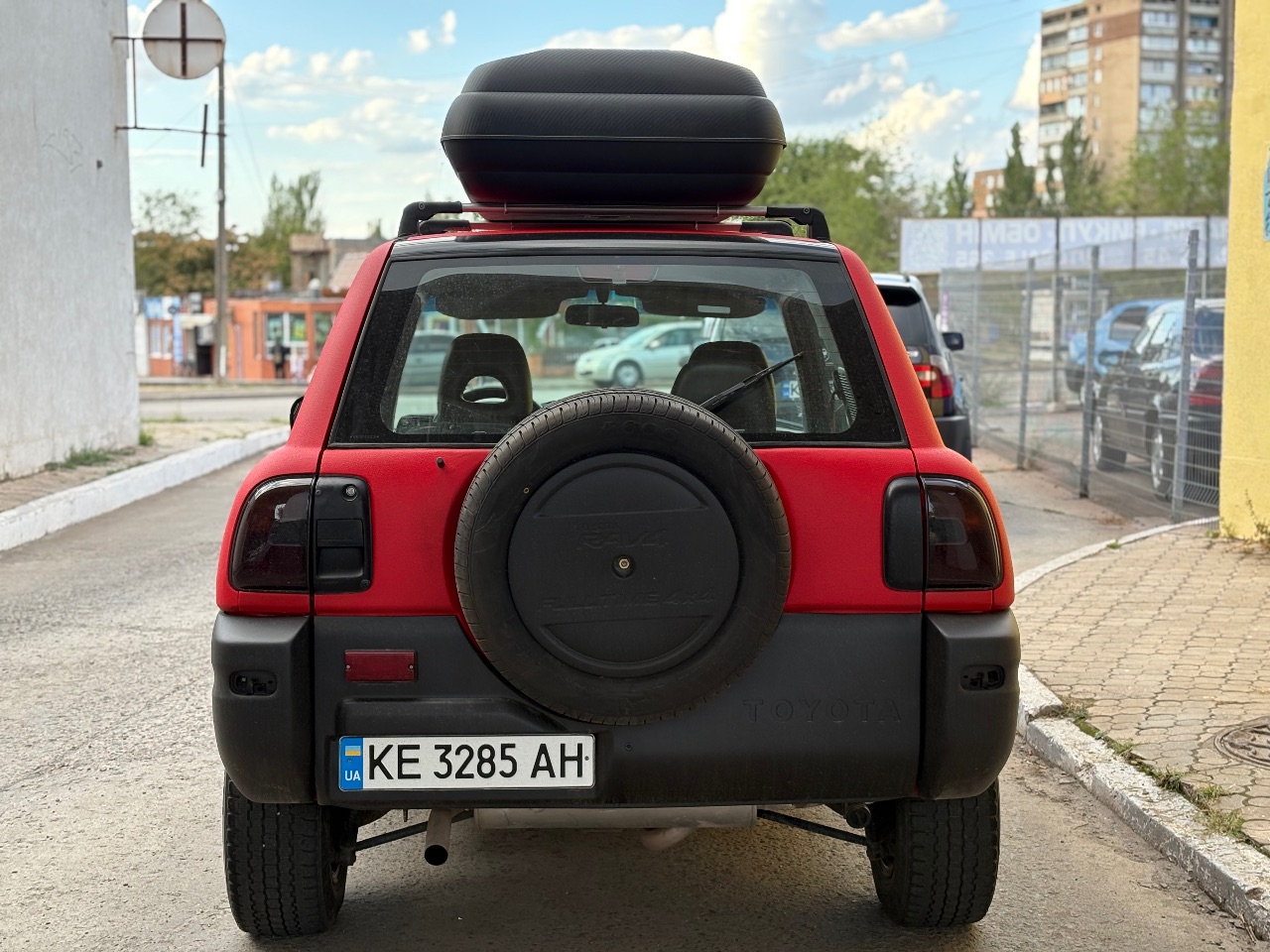 Toyota RAV4 - фото 2