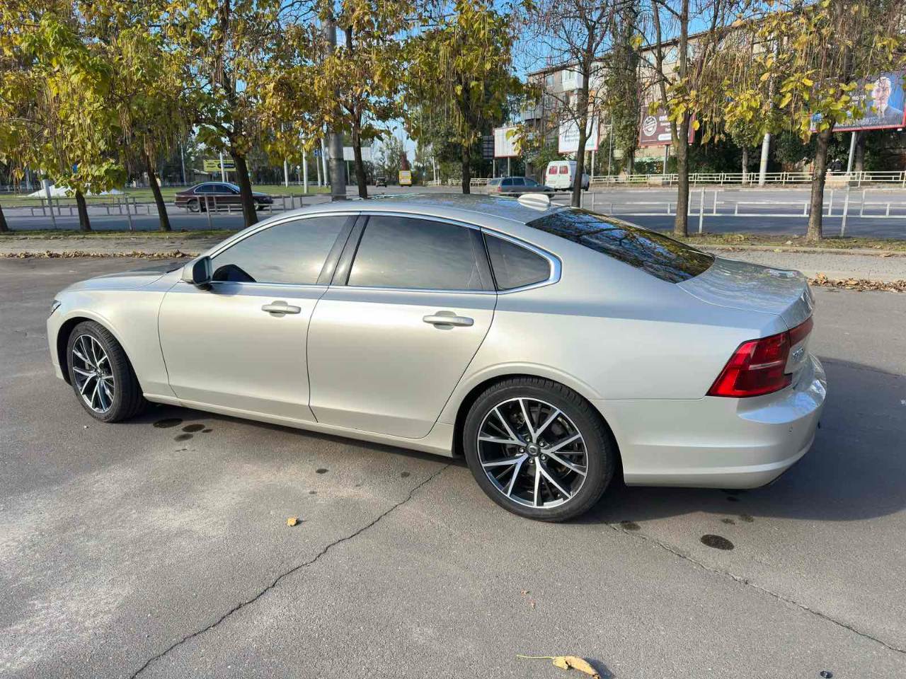 Volvo S90 - фото 5