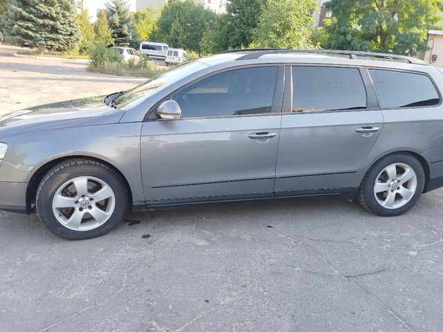 Volkswagen Passat 2005, Ковель, $4 999 - зображення 3