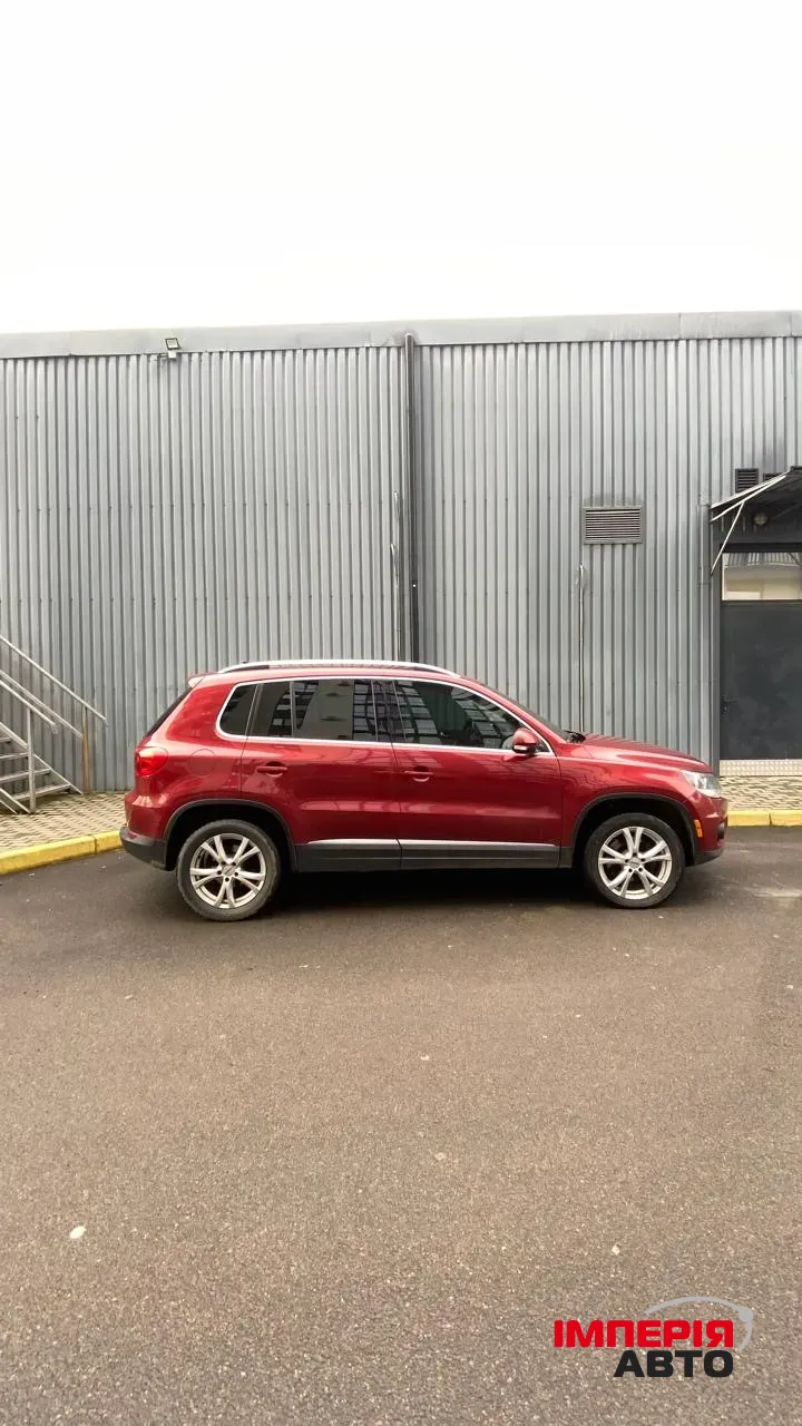 Volkswagen Tiguan - фото 1