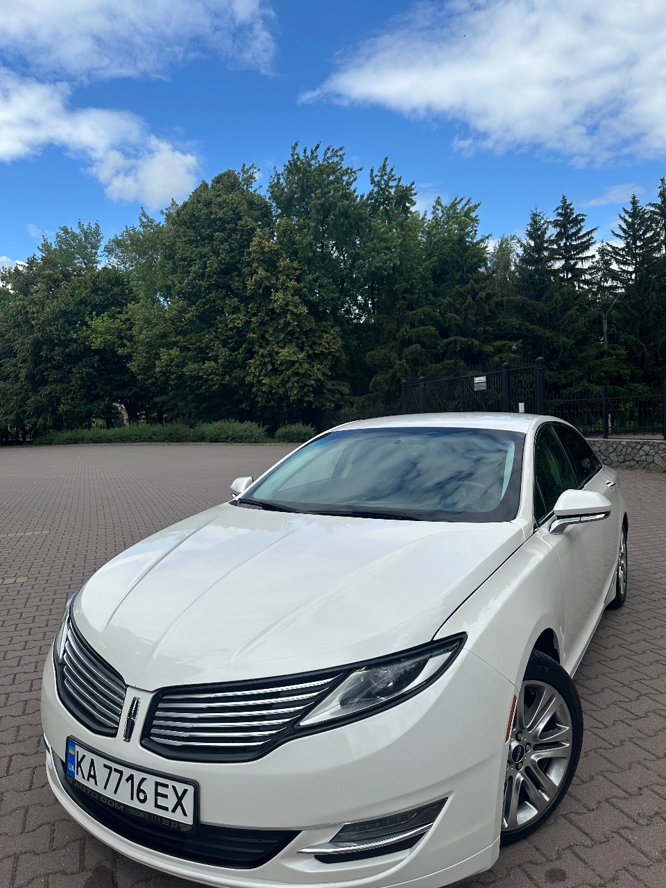 Lincoln MKZ - фото 11