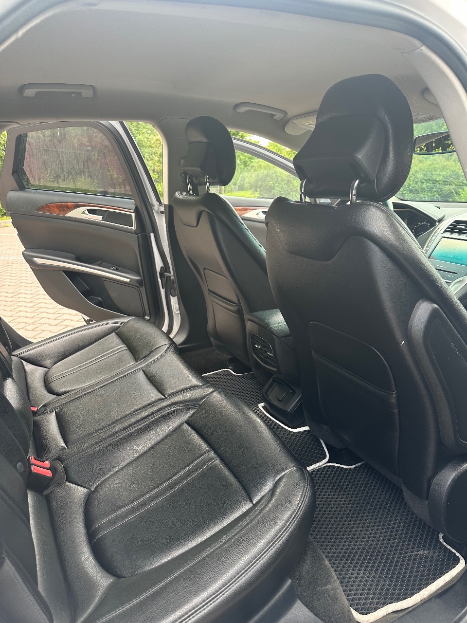 Lincoln MKZ - фото 10