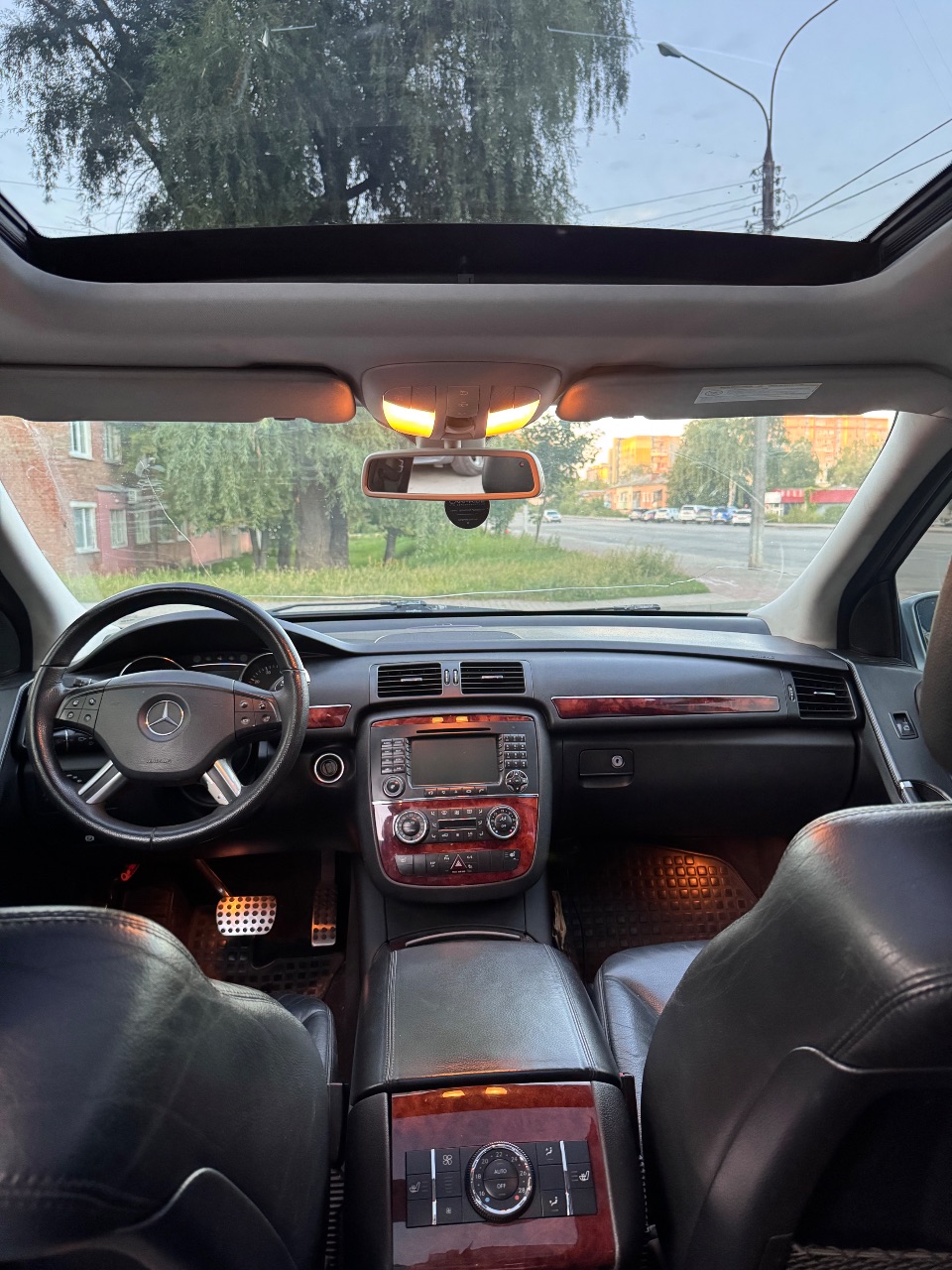 Mercedes-Benz R-Класс - фото 11