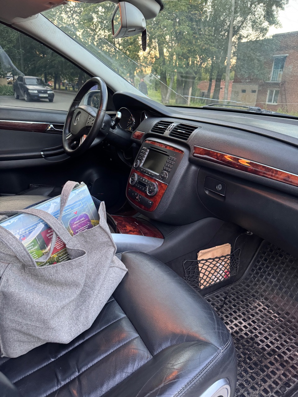 Mercedes-Benz R-Класс - фото 9