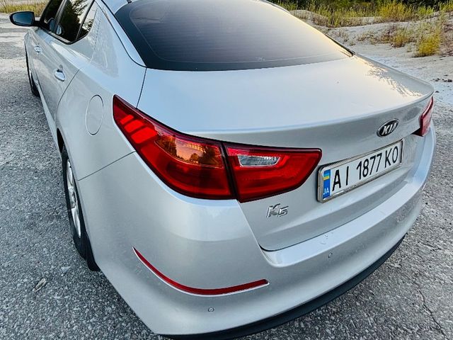 Kia K5 - фото 4