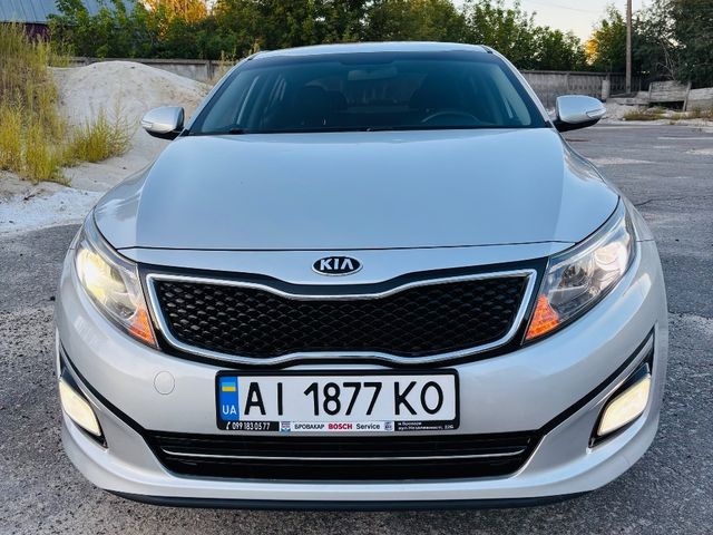 Kia K5 - фото 2