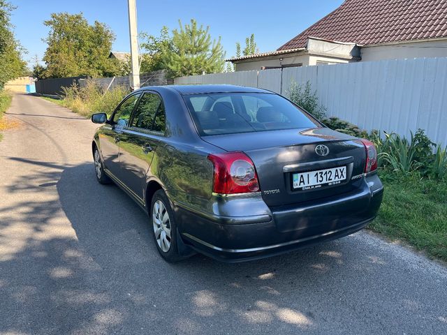 Toyota Avensis - зображення 4