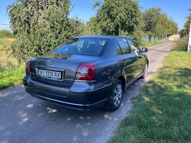Toyota Avensis - зображення 3