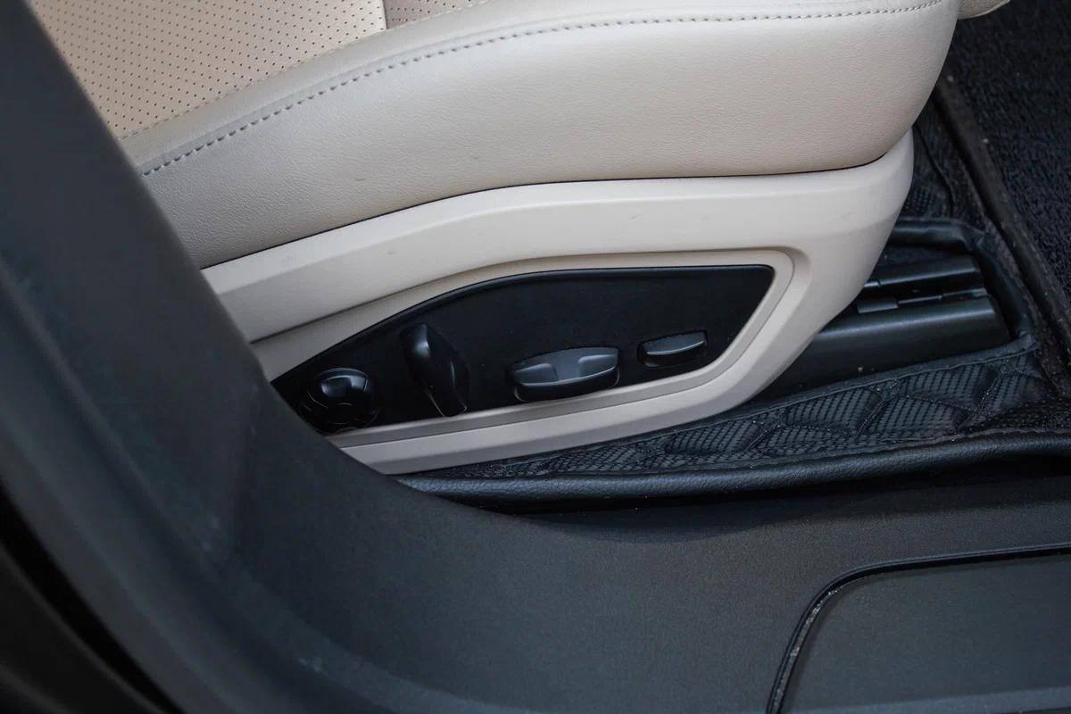 Porsche Taycan - фото 10