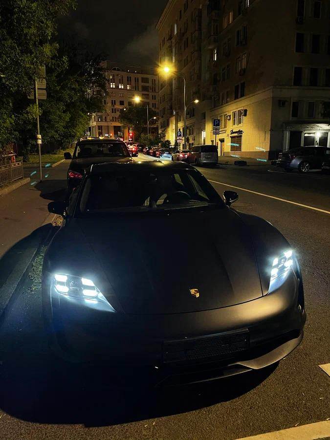 Porsche Taycan - фото 9