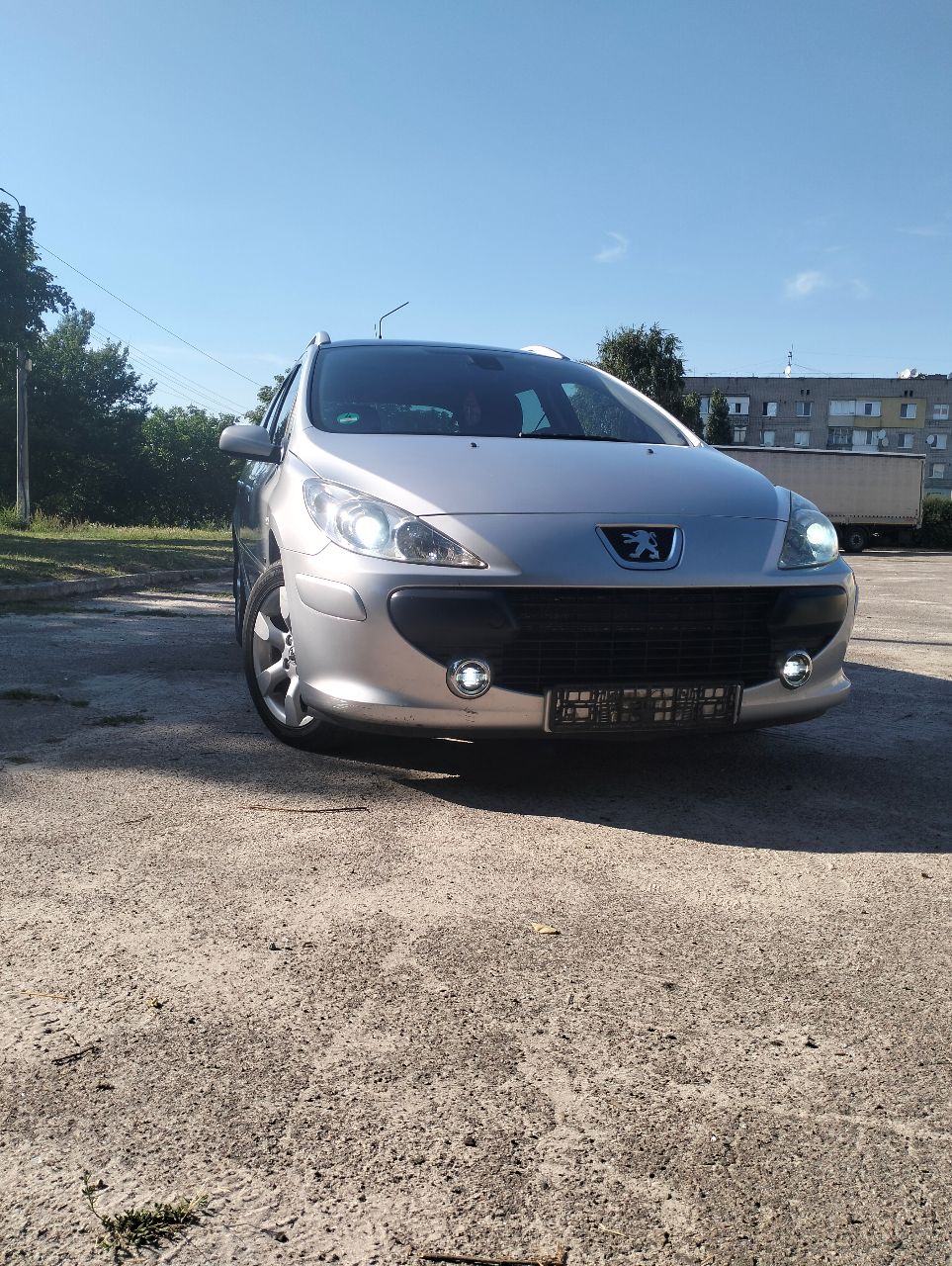 Peugeot 307 - фото 1