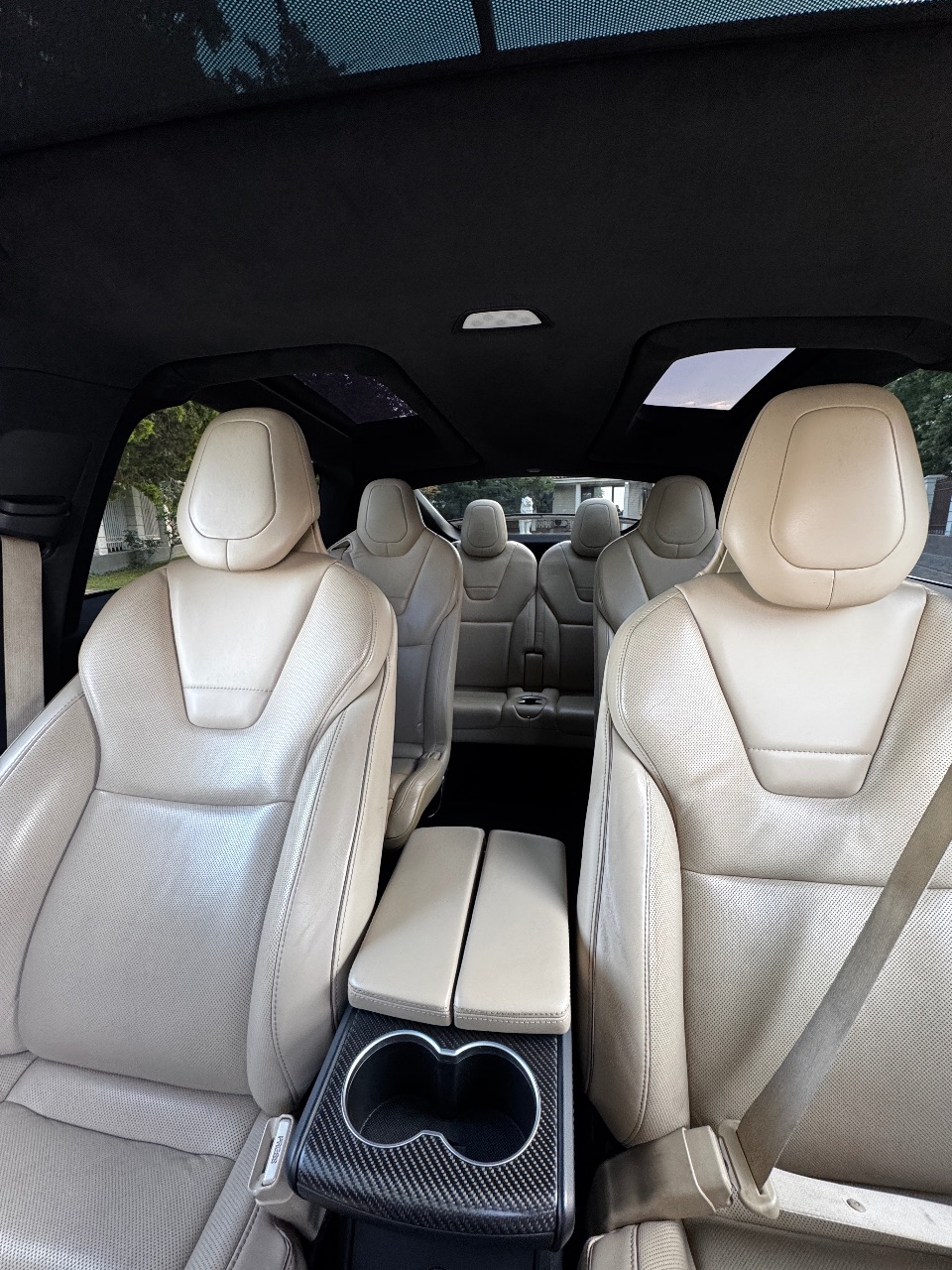 Tesla Model X - фото 47