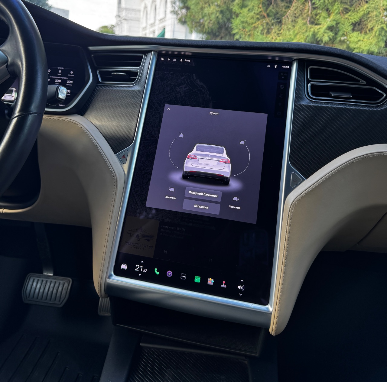 Tesla Model X - фото 46