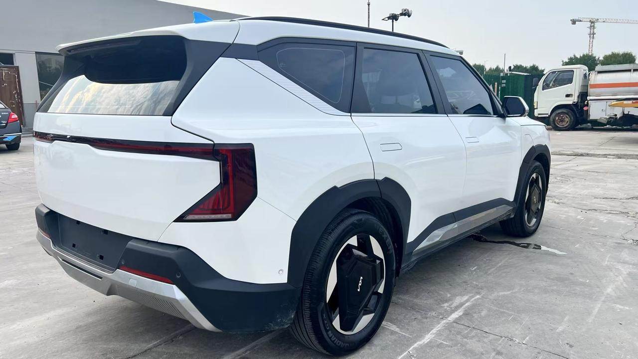 Kia EV5 - фото 4