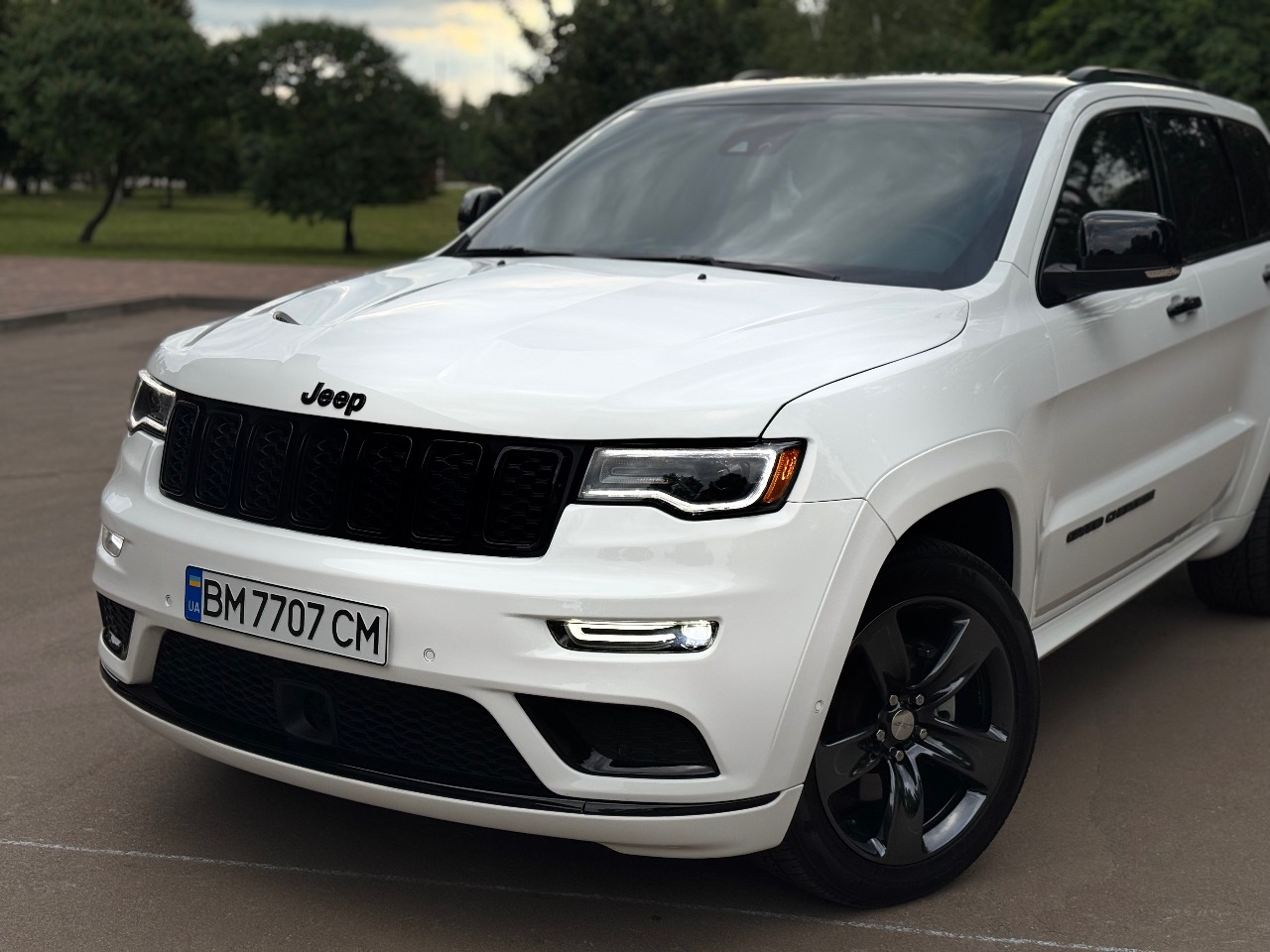 Jeep Grand Cherokee - фото 2