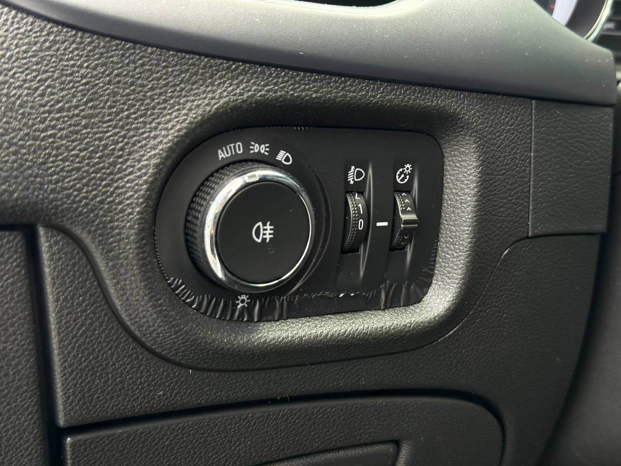 Opel Astra - фото 19