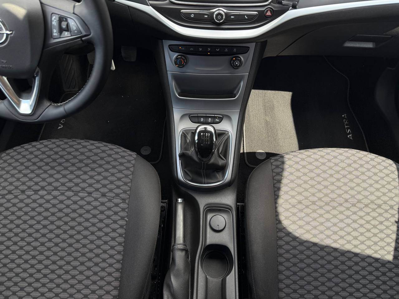 Opel Astra - фото 35