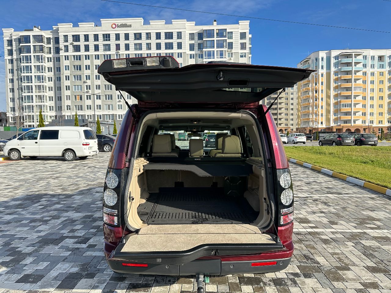 Land Rover Discovery - фото 7
