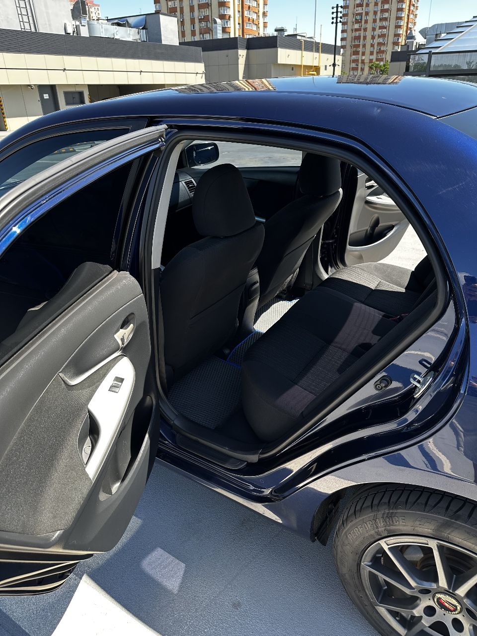 Toyota Corolla - фото 17