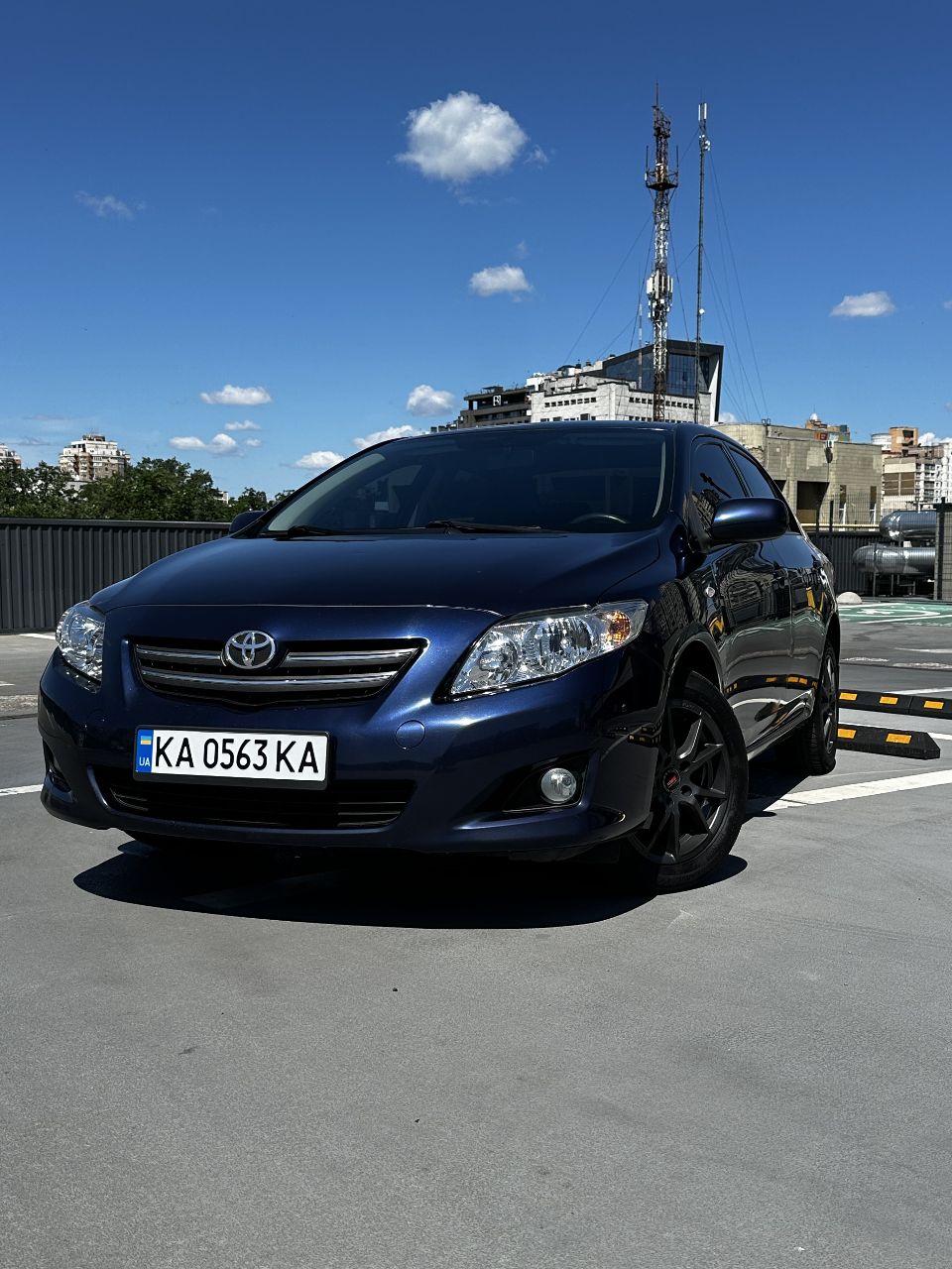 Toyota Corolla - фото 1