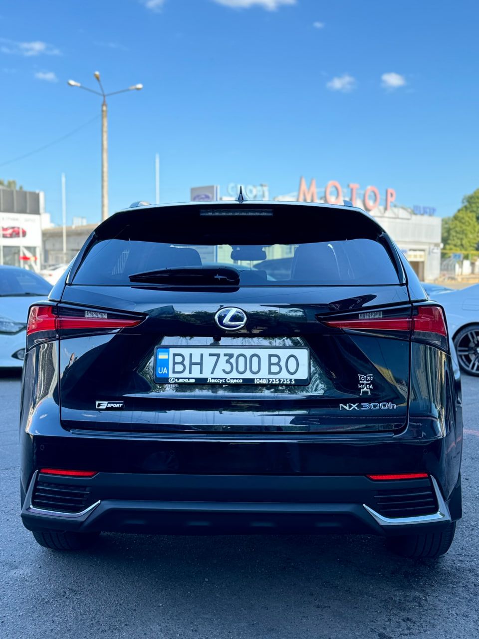 Lexus NX - фото 7