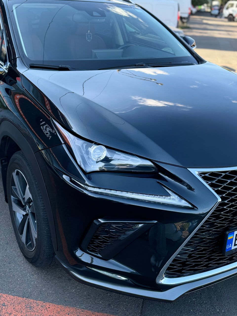 Lexus NX - фото 4