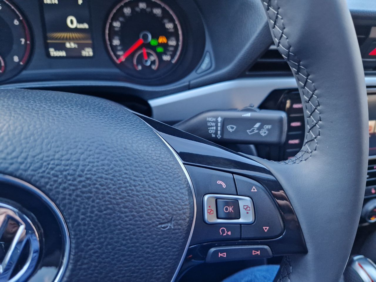 Volkswagen Passat (North America and China) - фото 51