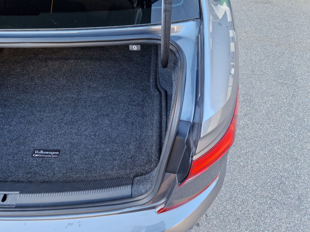 Volkswagen Passat (North America and China) - фото 37