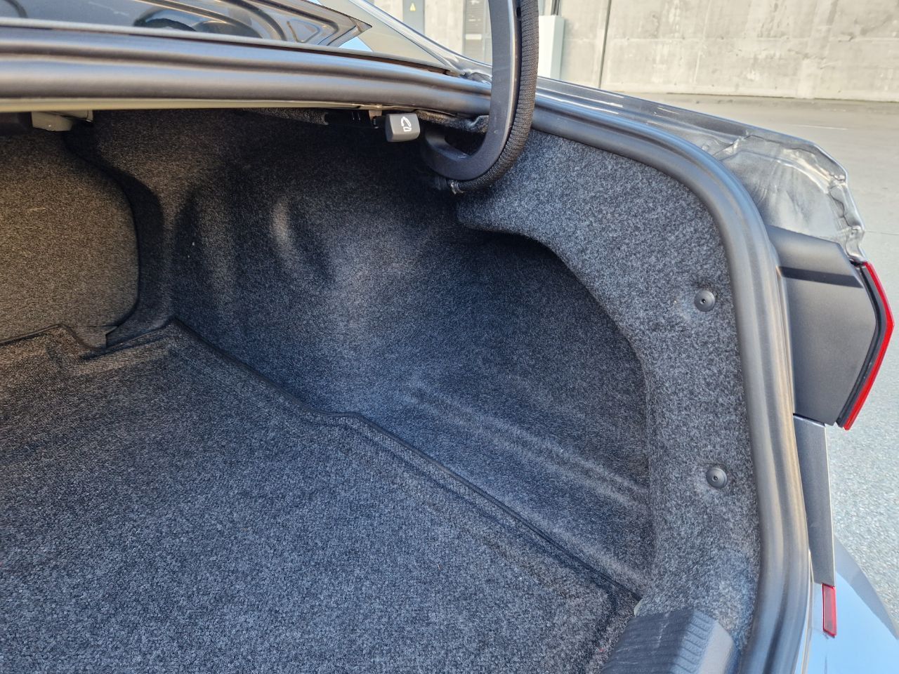 Volkswagen Passat (North America and China) - фото 40