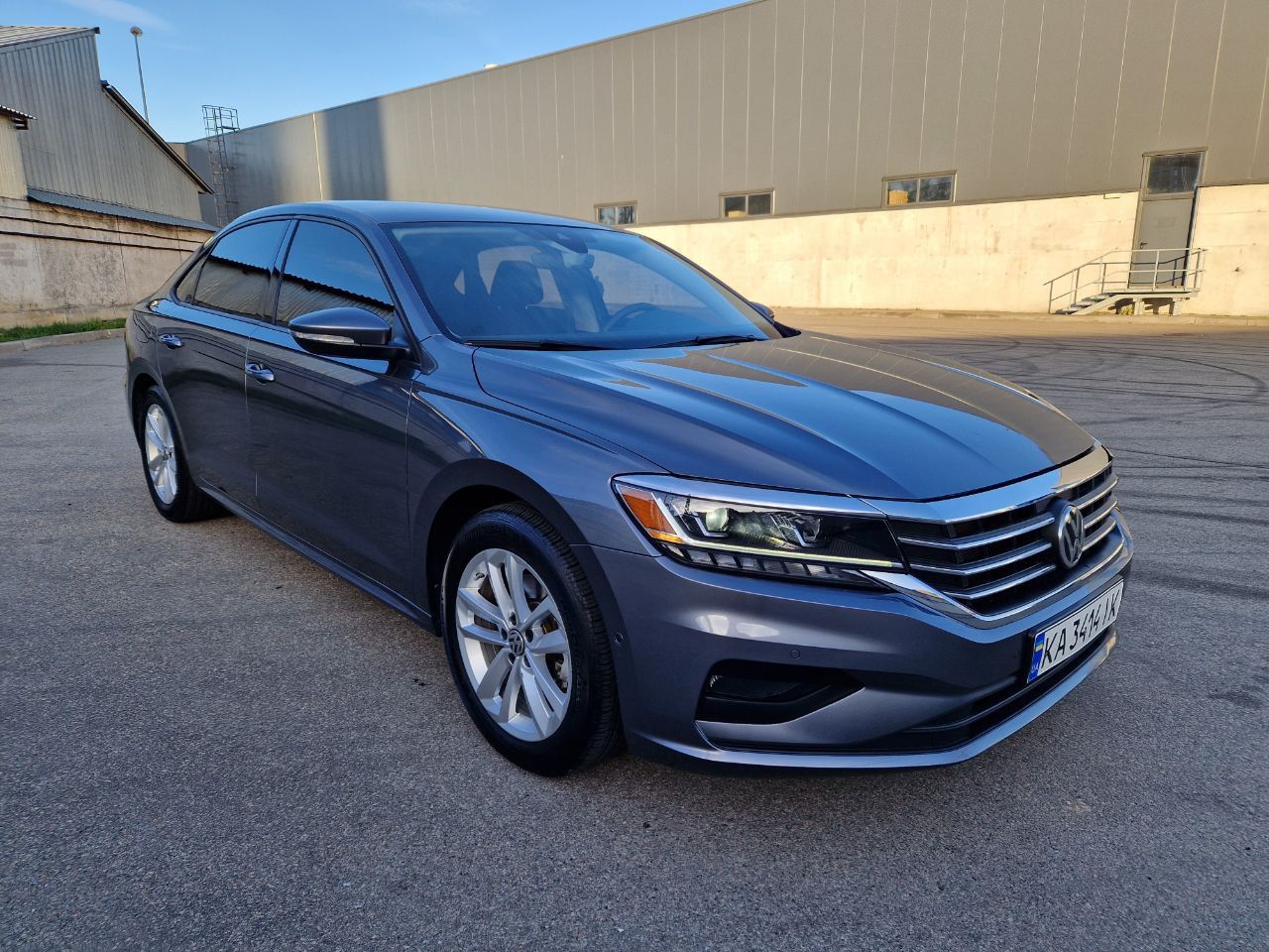 Volkswagen Passat (North America and China) - фото 1