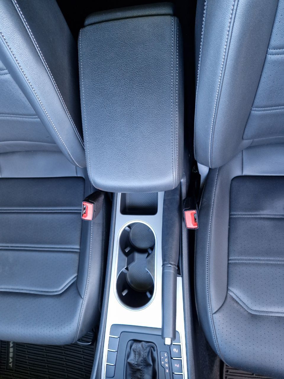 Volkswagen Passat (North America and China) - фото 50