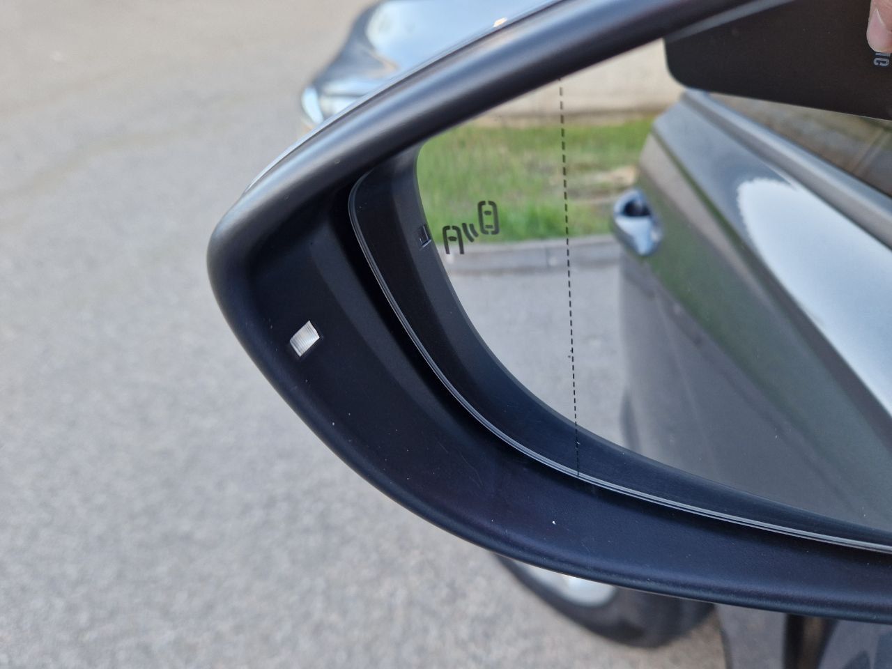 Volkswagen Passat (North America and China) - фото 55