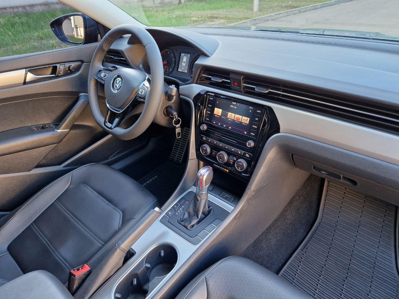 Volkswagen Passat (North America and China) - фото 60