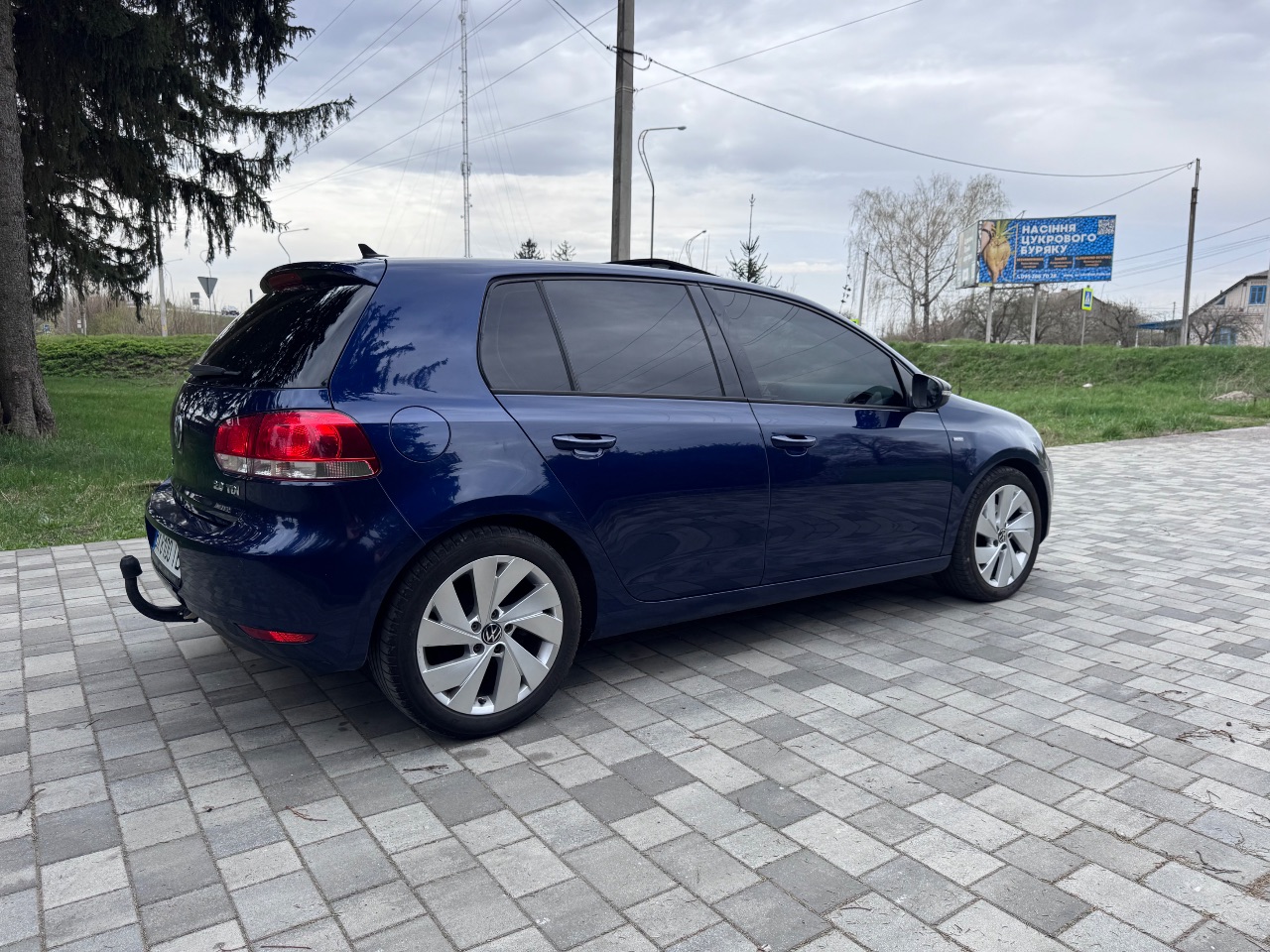 Volkswagen Golf - фото 16
