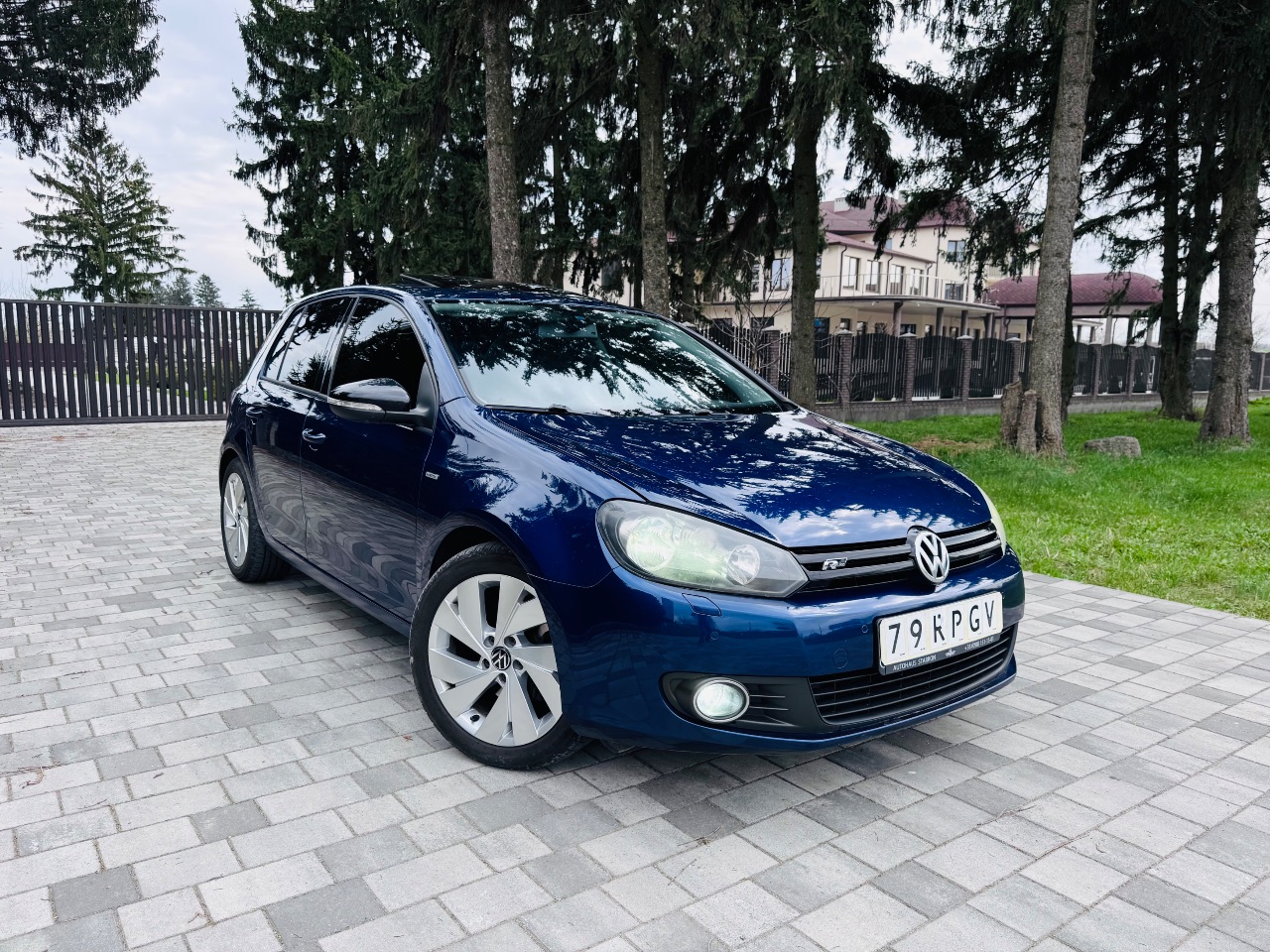 Volkswagen Golf - фото 2