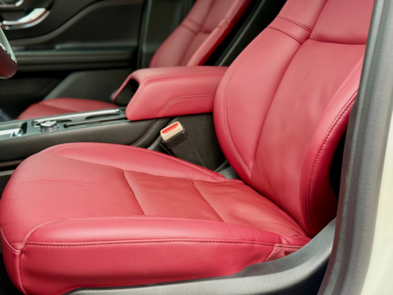 Lincoln Corsair - фото 37