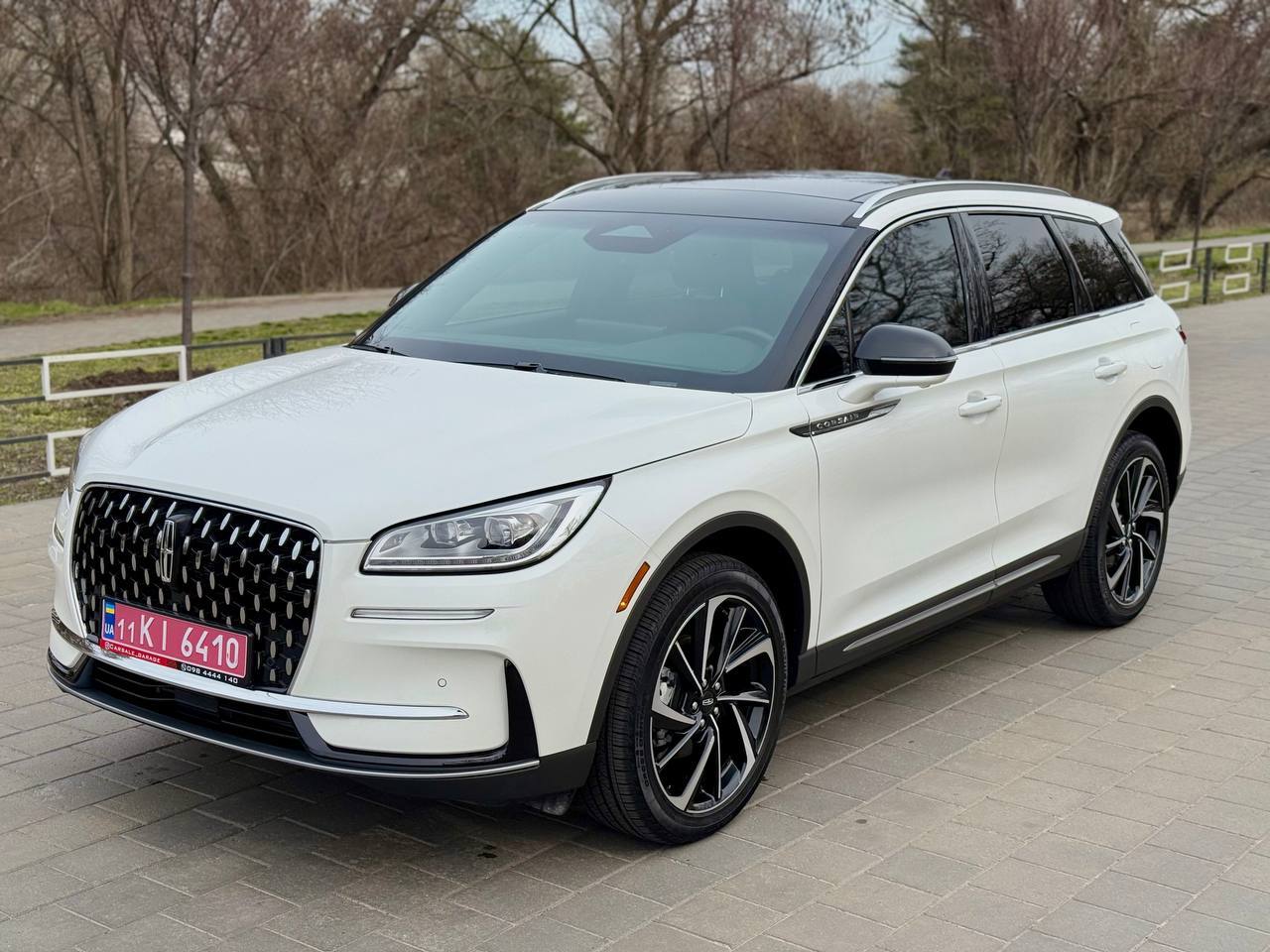 Lincoln Corsair - фото 15