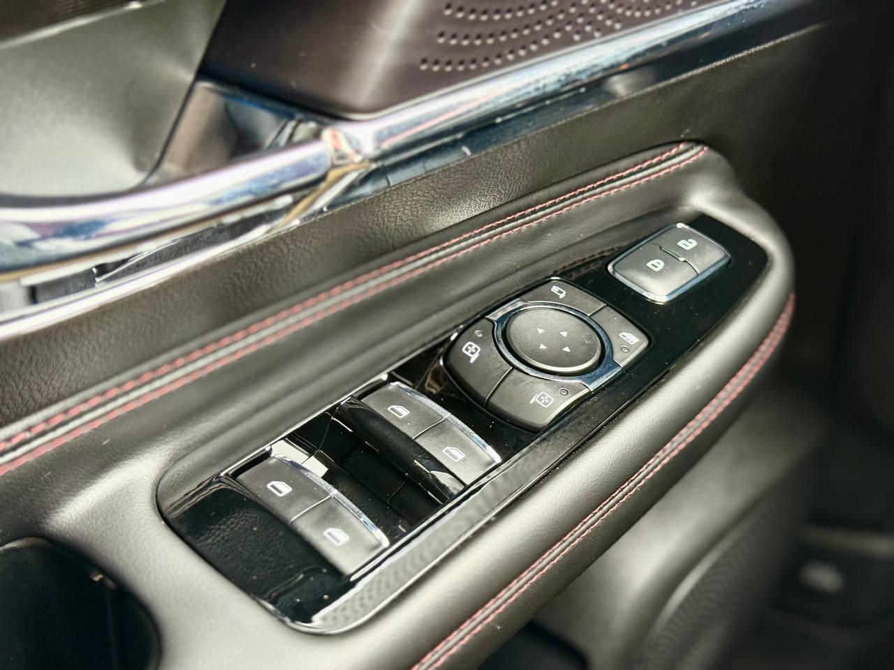 Lincoln Corsair - фото 73