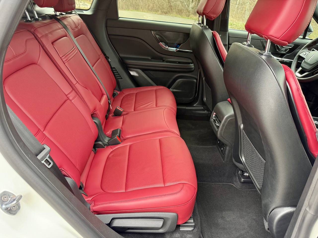 Lincoln Corsair - фото 55