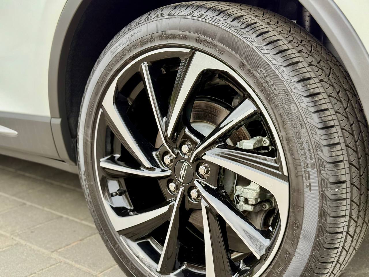 Lincoln Corsair - фото 33