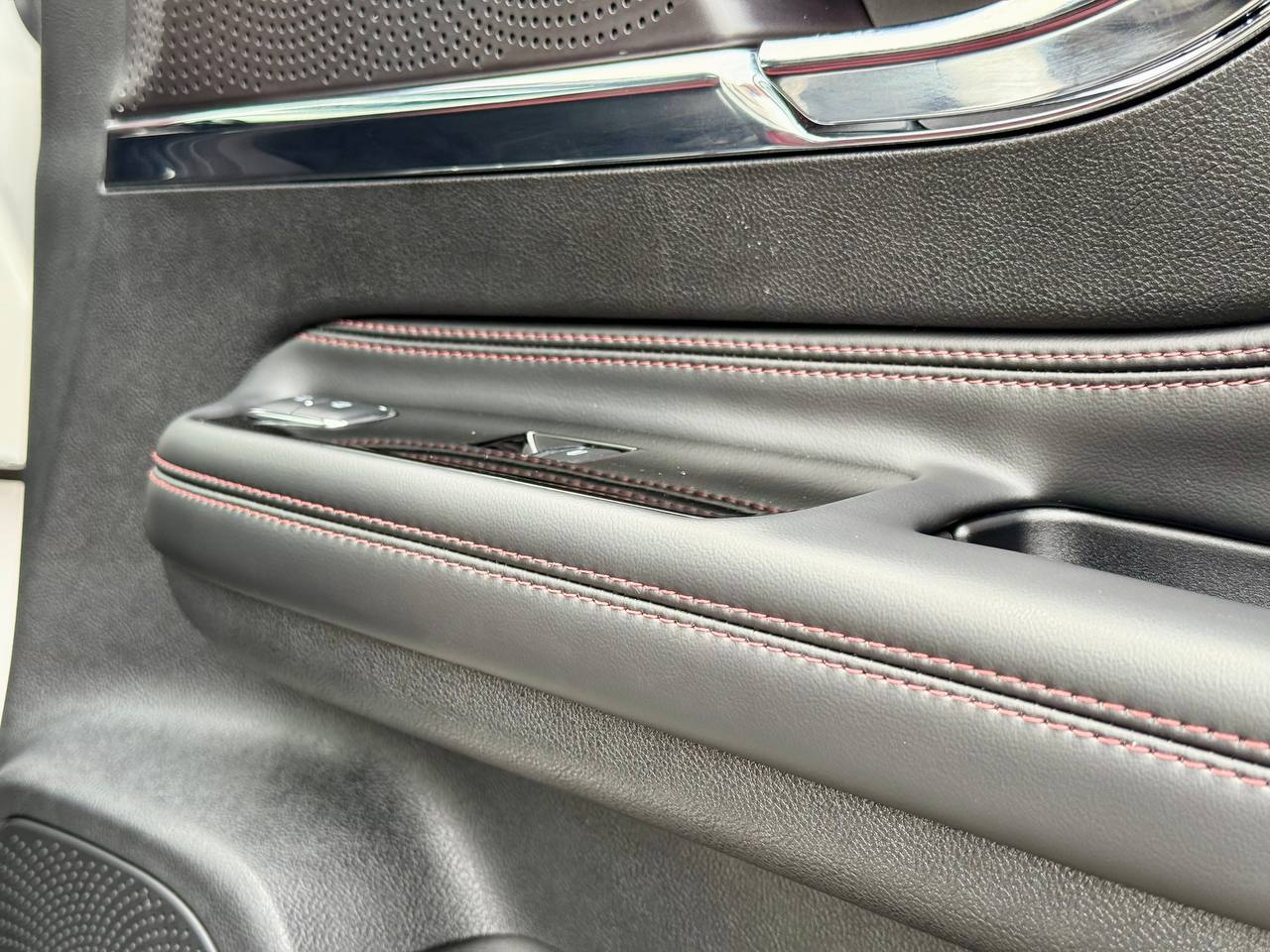 Lincoln Corsair - фото 49