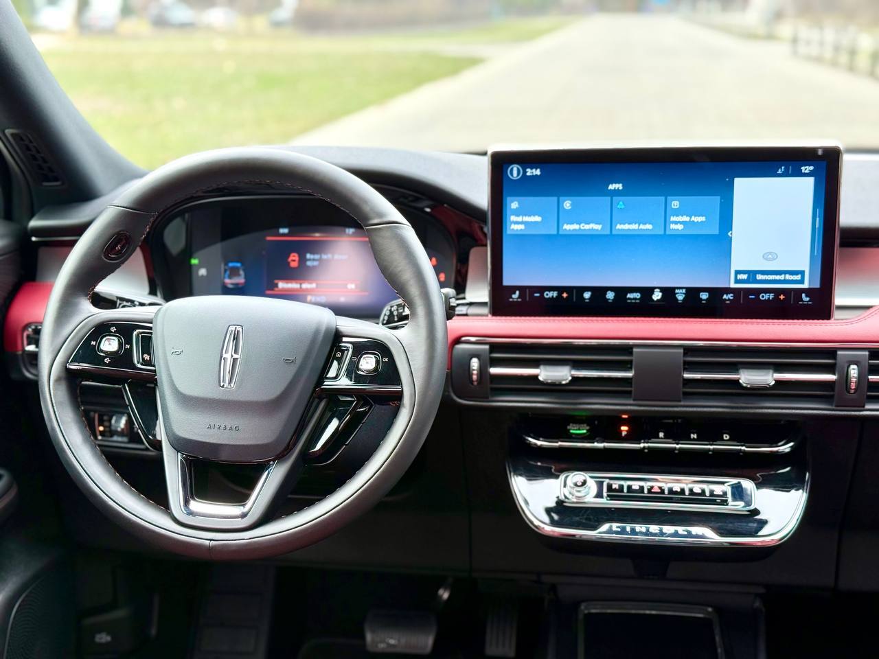 Lincoln Corsair - фото 60