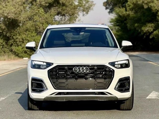 Audi Q5 - фото 1